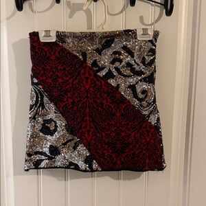 Chic Sequin Mini Skirt in Red and Black